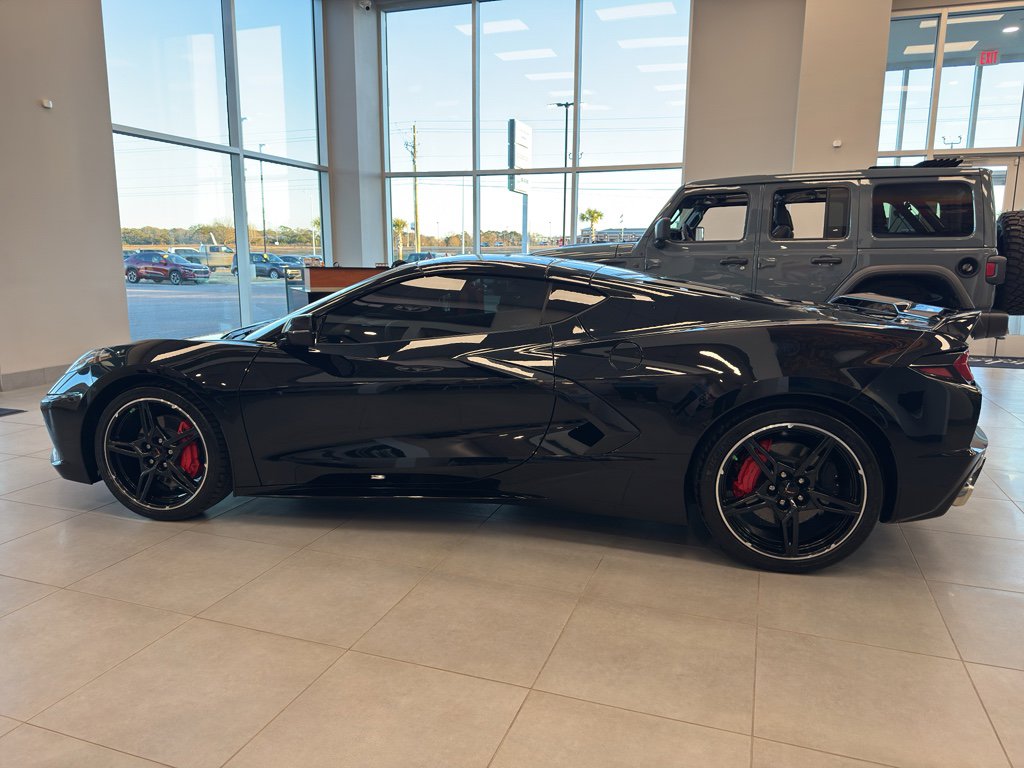 Used 2023 Chevrolet Corvette Stingray Coupe w/ 1LT image 9