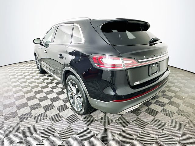 Used 2022 Lincoln Nautilus Reserve w/ Equipment Group 201A image 9