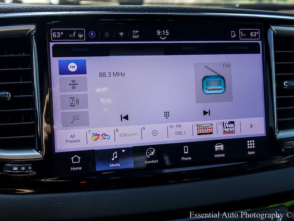 Used 2025 Chrysler Pacifica Select FWD image 22