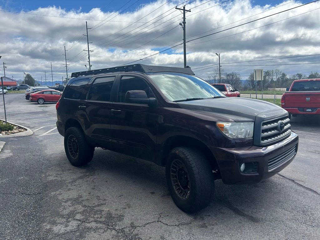 Used 2016 Toyota Sequoia SR5 image 3