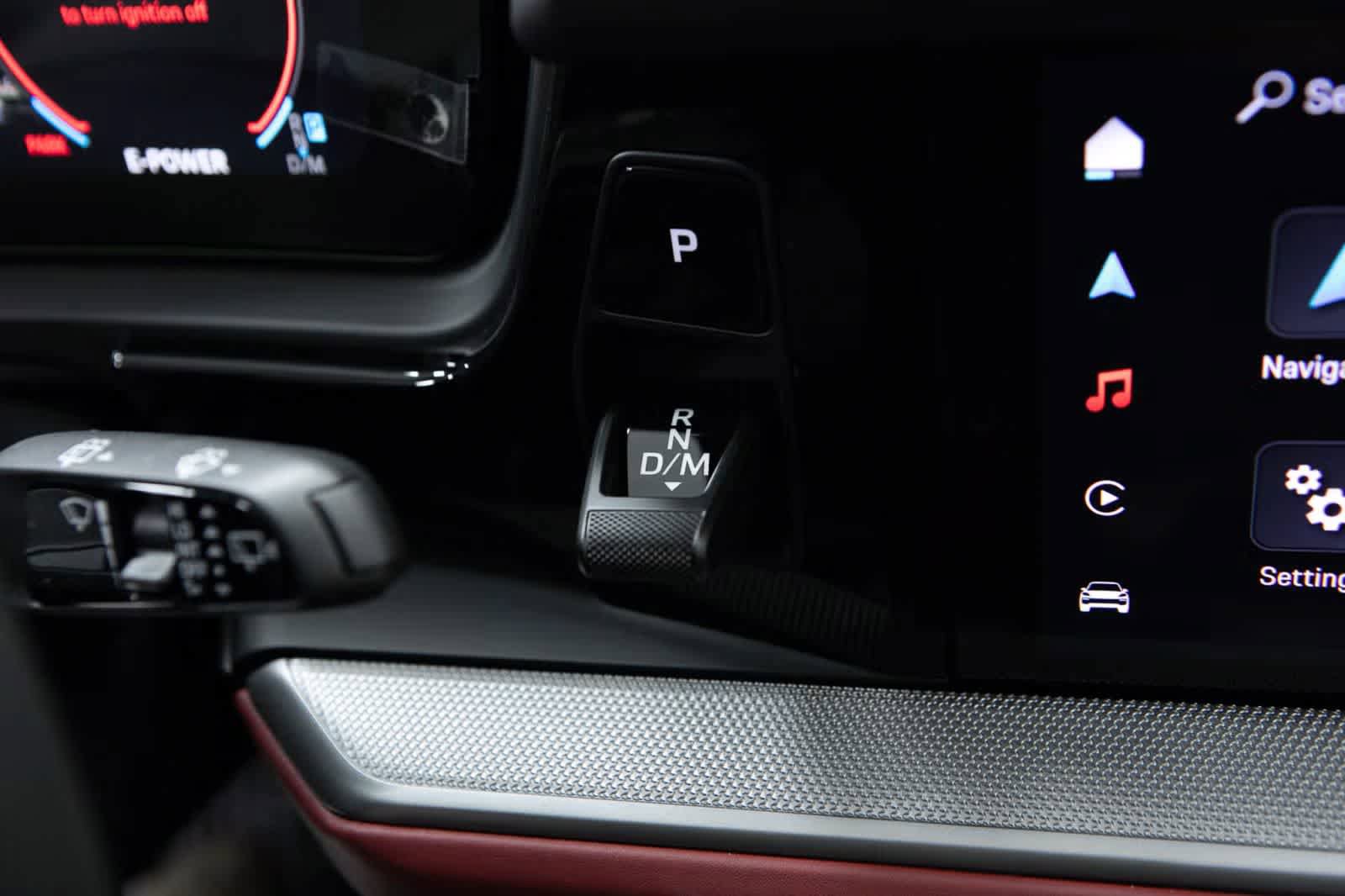 Certified 2025 Porsche Cayenne E-Hybrid AWD/4WD image 33