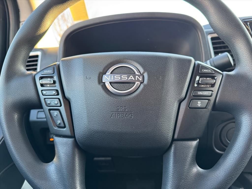 Used 2023 Nissan Frontier SV w/ Technology Package image 15