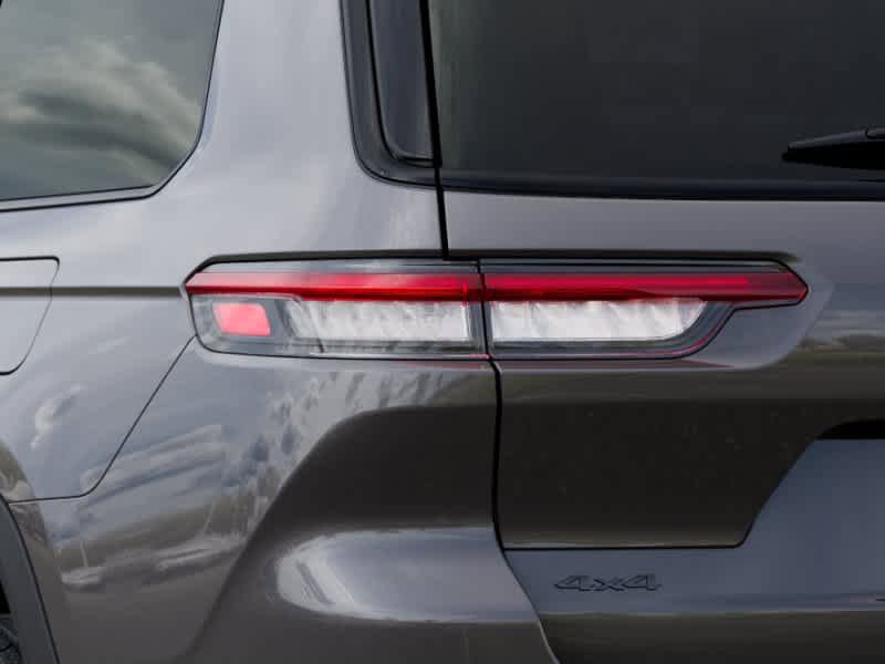 New 2025 Jeep Grand Cherokee L Limited image 9