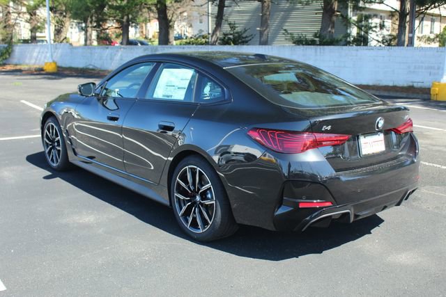 New 2026 BMW i4 M60 w/ Premium Package image 6