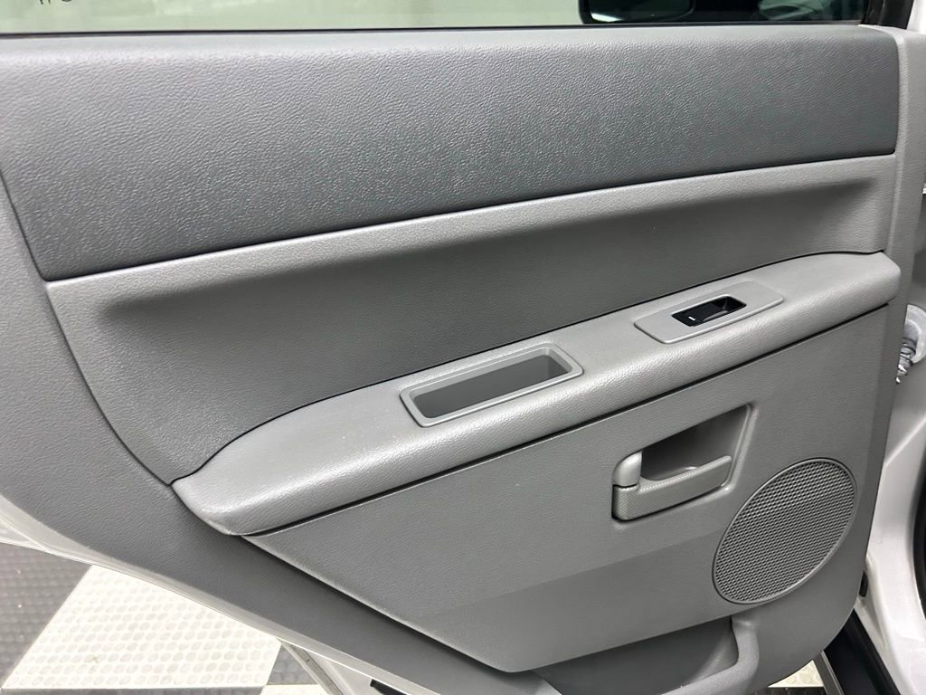 Used 2007 Jeep Grand Cherokee Laredo image 13