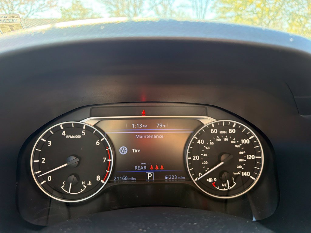 Used 2024 Nissan Altima 2.5 SV AWD/4WD image 8