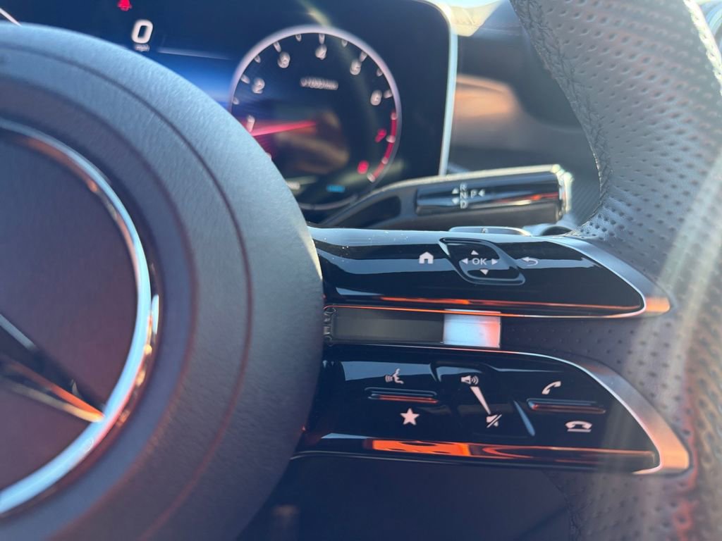 Used 2023 Mercedes-Benz GLC 300 4MATIC image 20