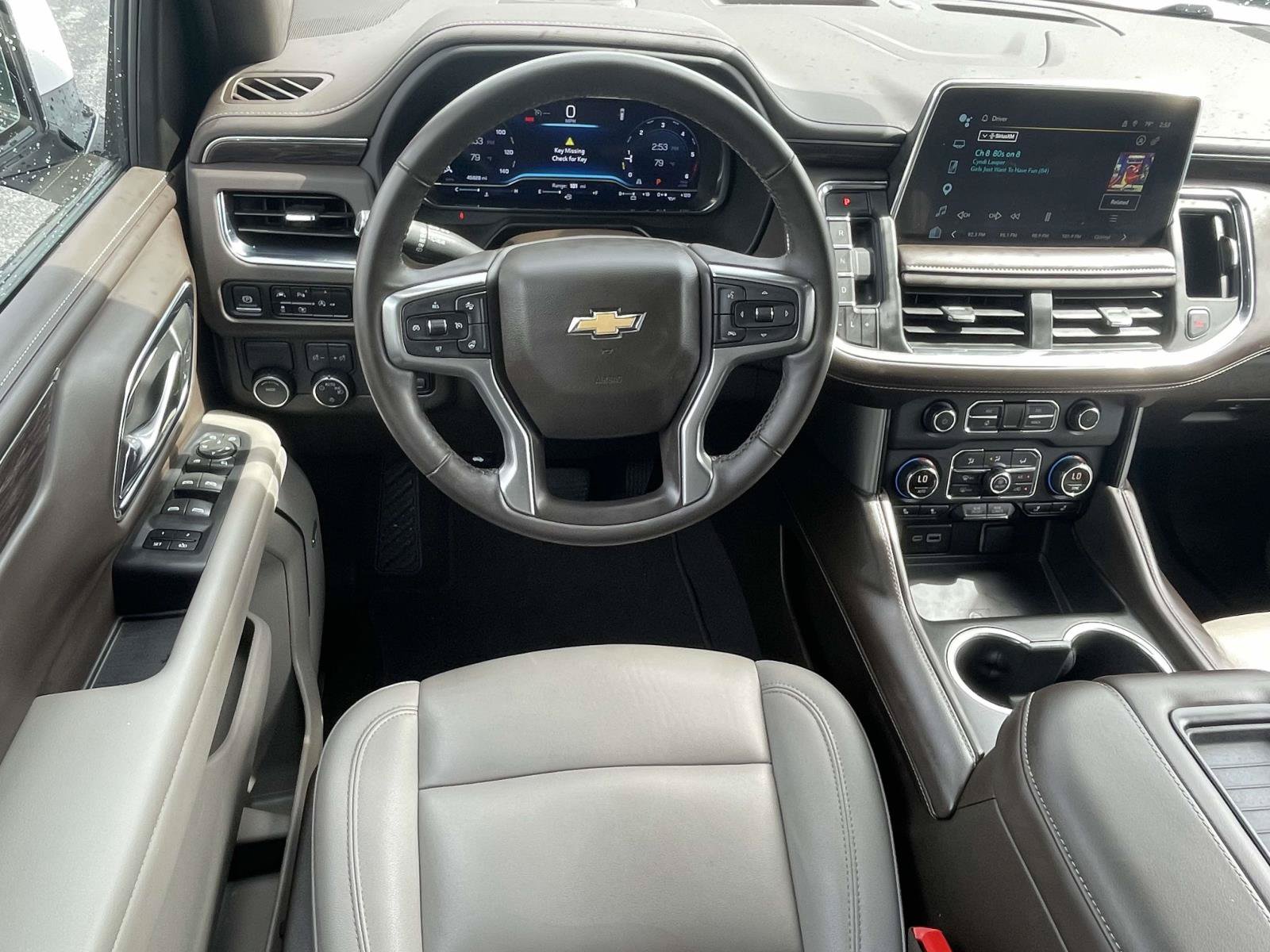 Used 2024 Chevrolet Tahoe LT w/ Luxury Package RWD image 12
