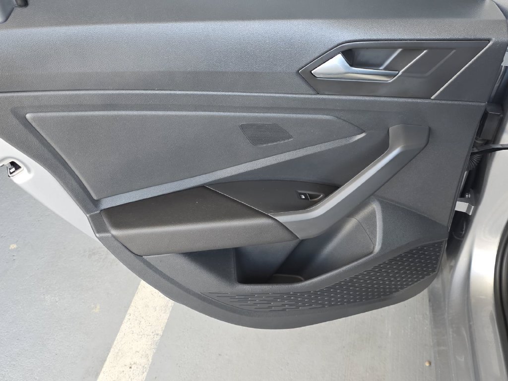 Used 2023 Volkswagen Jetta SEL FWD image 31