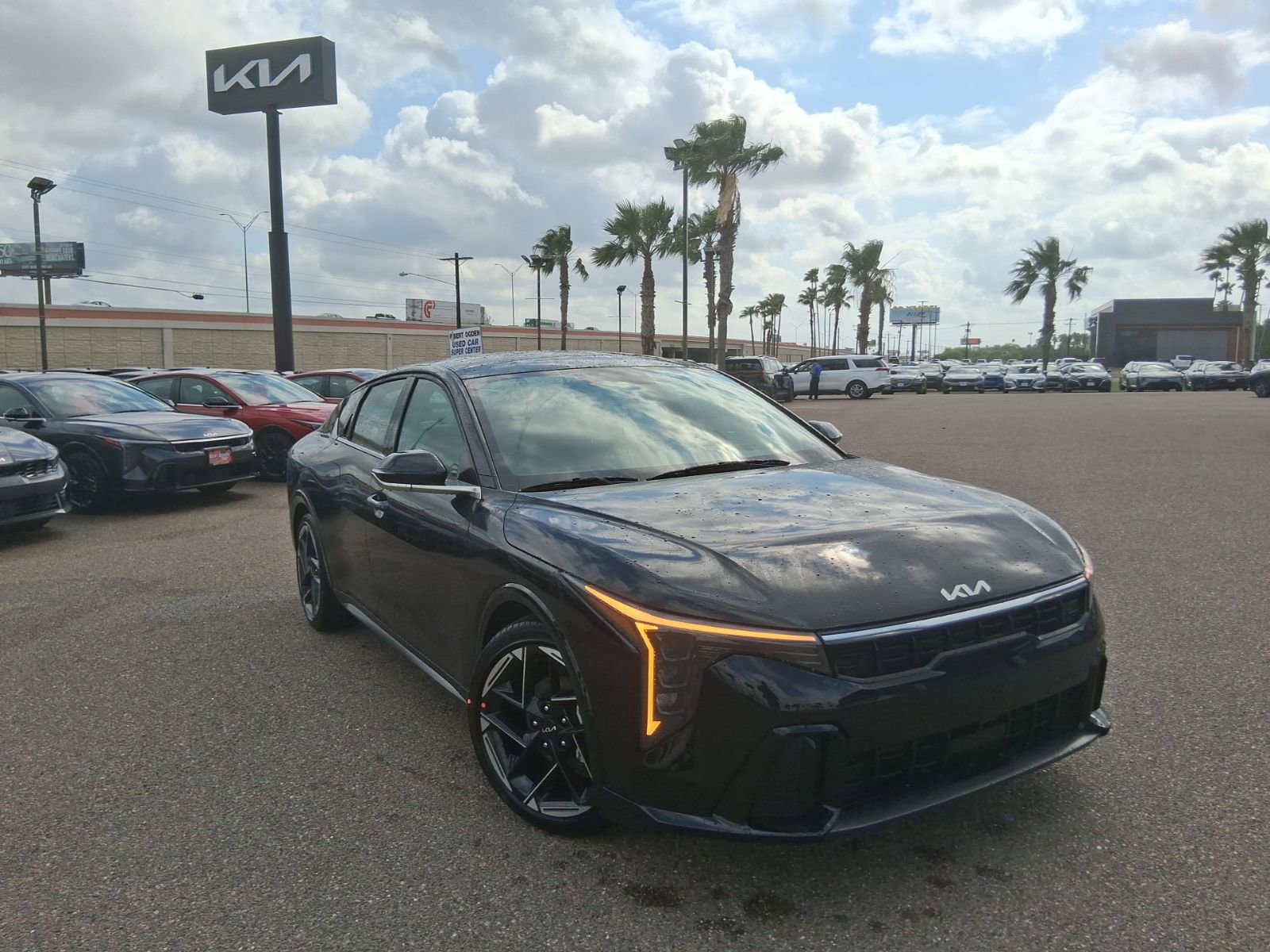 New 2026 Kia K4 GT-Line