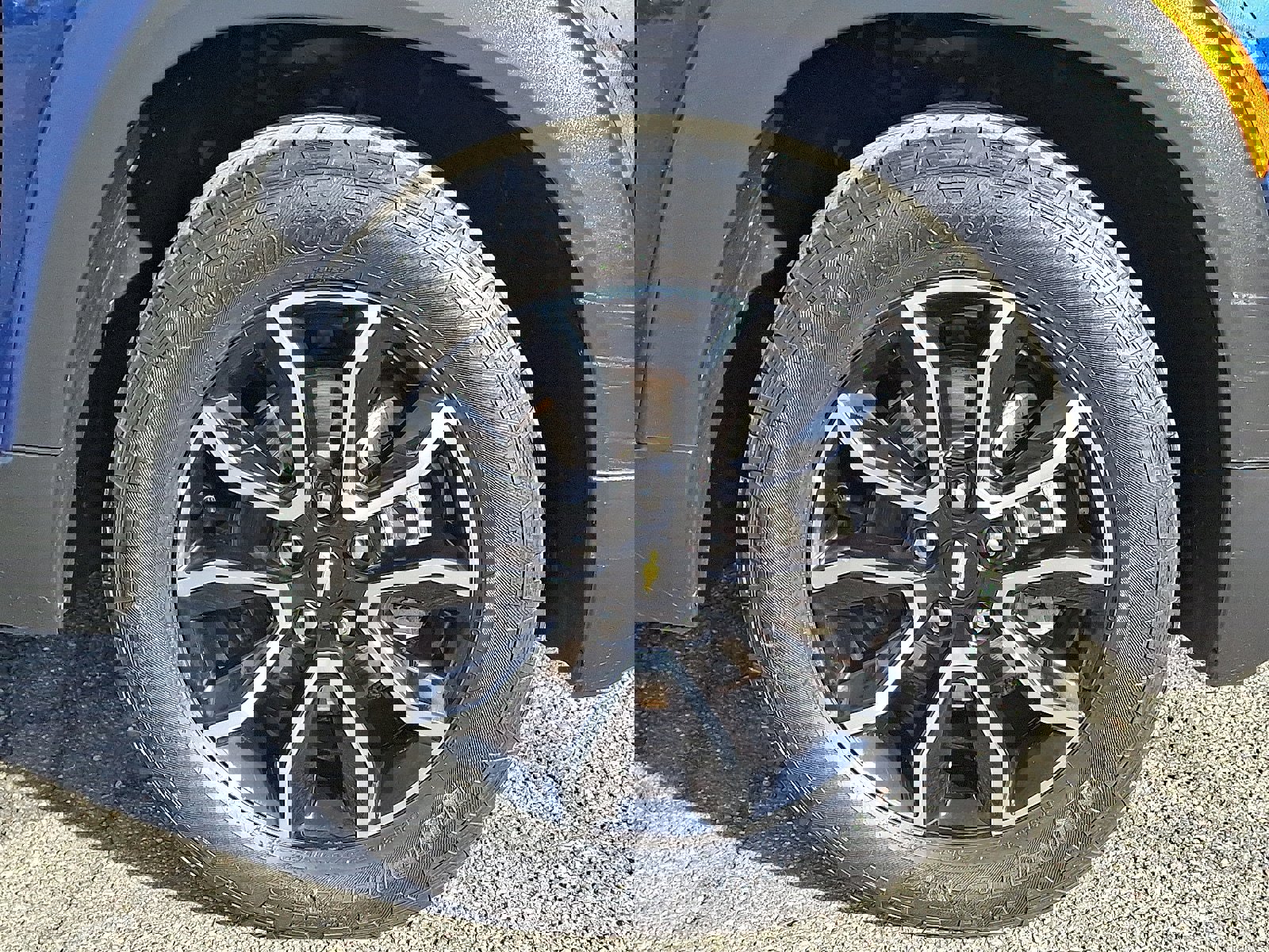 Used 2022 Chevrolet TrailBlazer ACTIV w/ Sun and Liftgate Package image 8