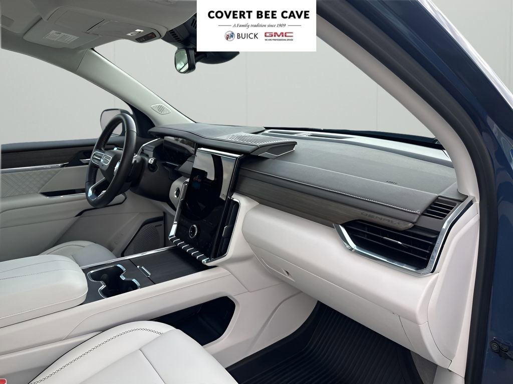 Used 2024 GMC Acadia Denali w/ LPO, Floor Liner Package image 15