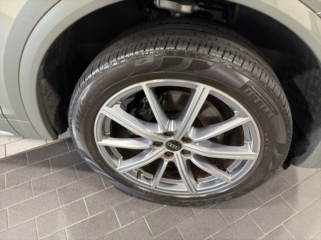 Used 2023 Audi SQ5 Prestige w/ Prestige Package image 39