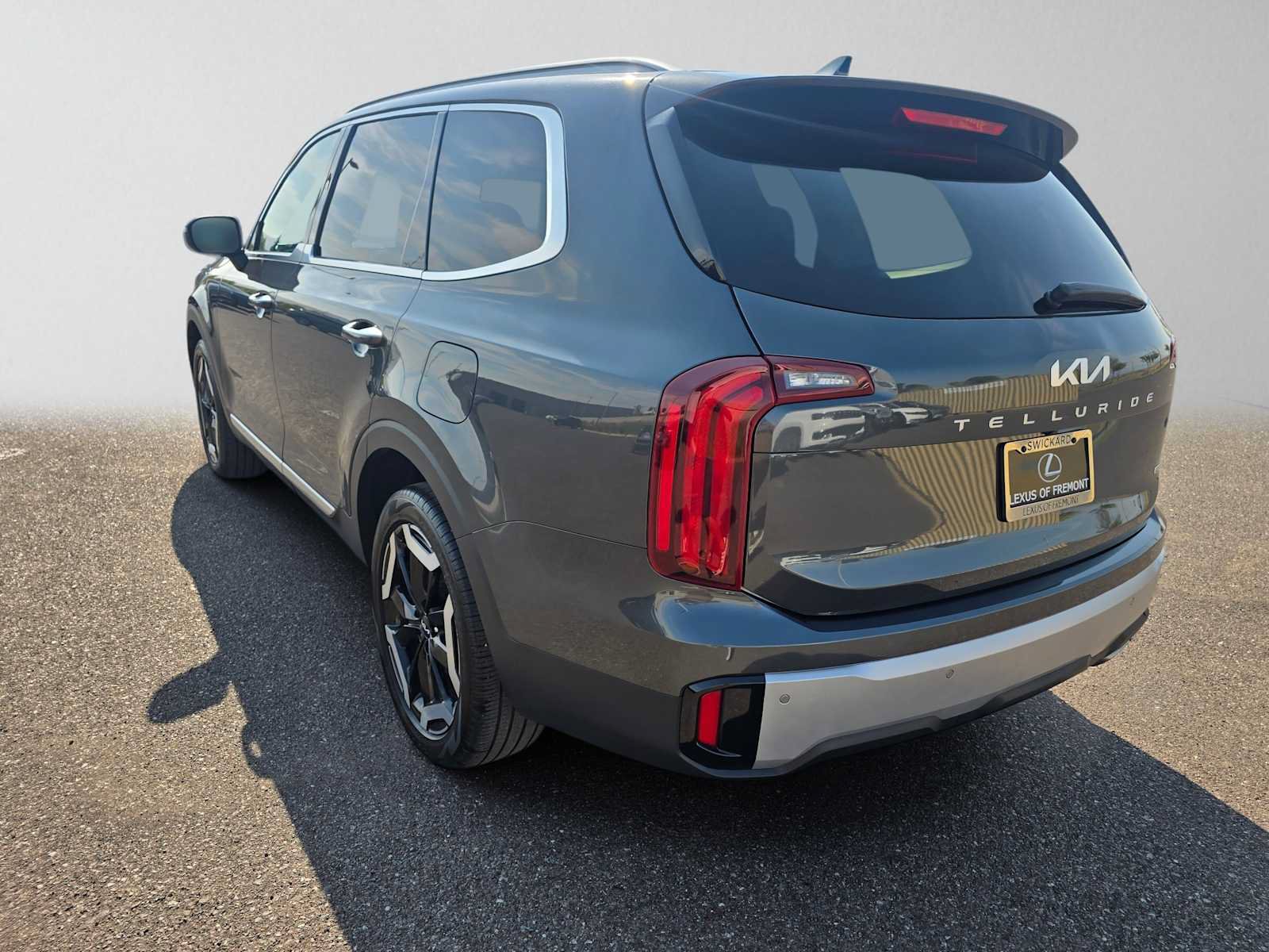 Used 2024 Kia Telluride S w/ S Sunroof Package AWD/4WD image 5
