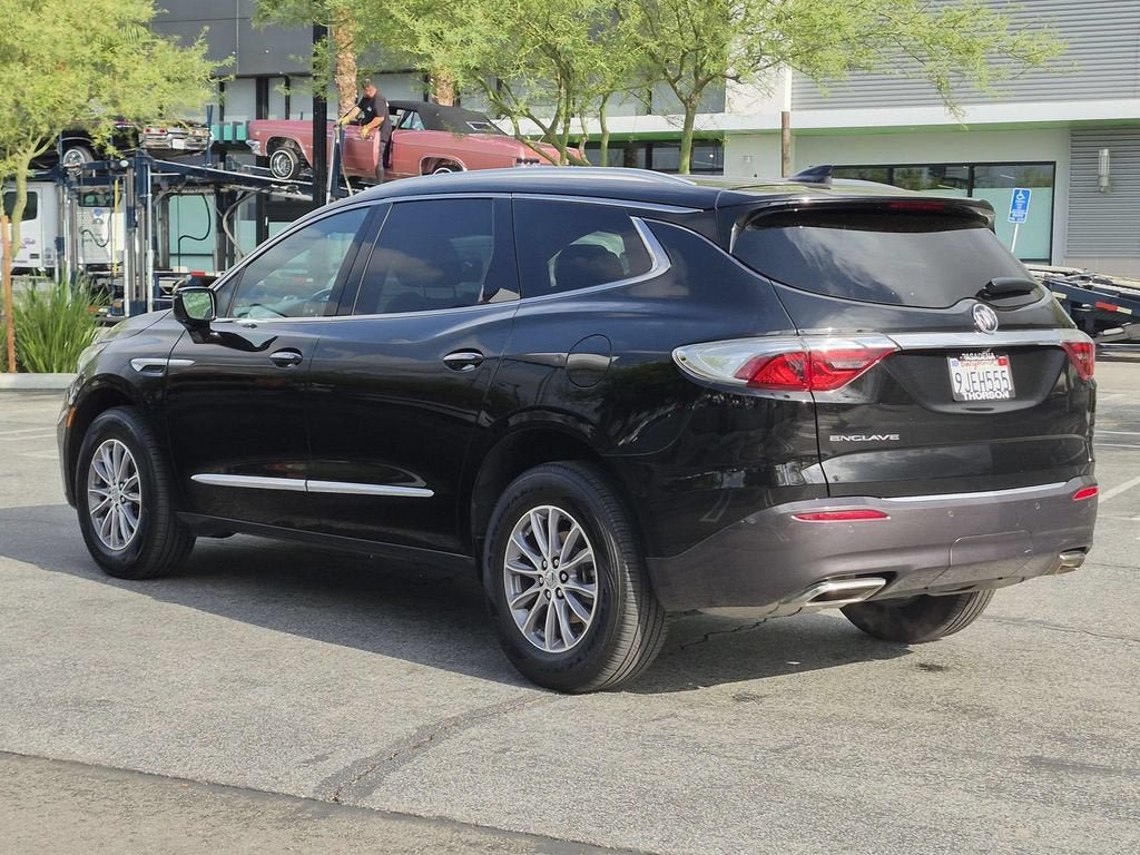 Used 2024 Buick Enclave Essence FWD image 10