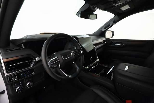 Certified 2025 GMC Yukon Denali image 11