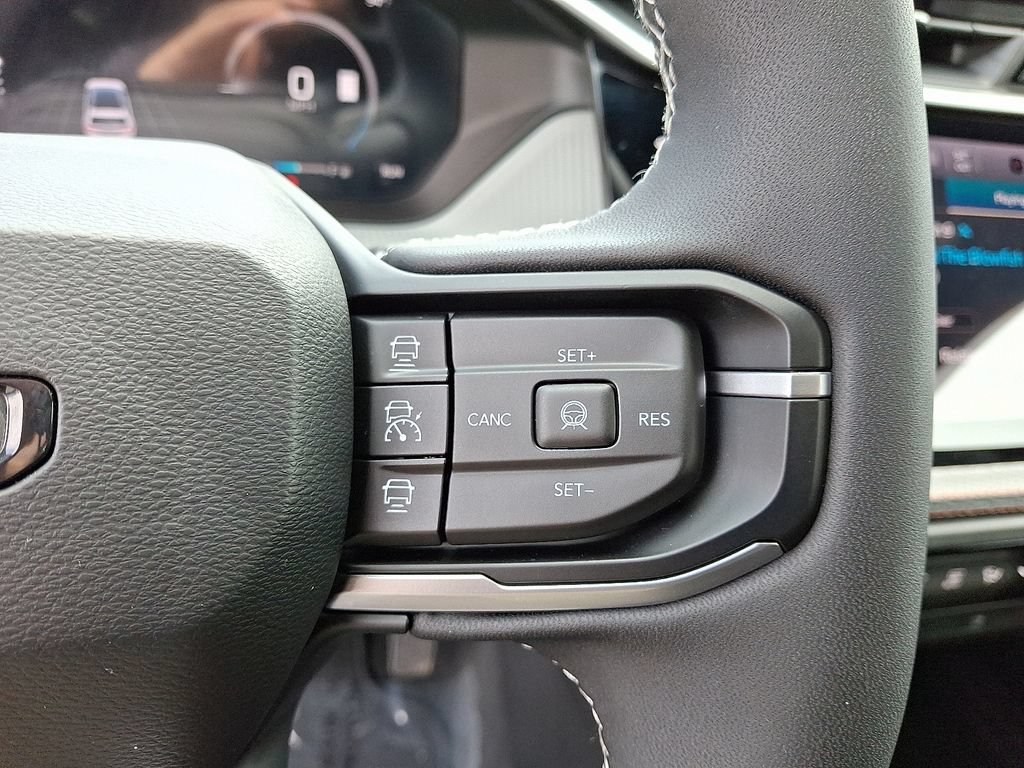 Certified 2026 Jeep Cherokee Limited AWD/4WD image 23