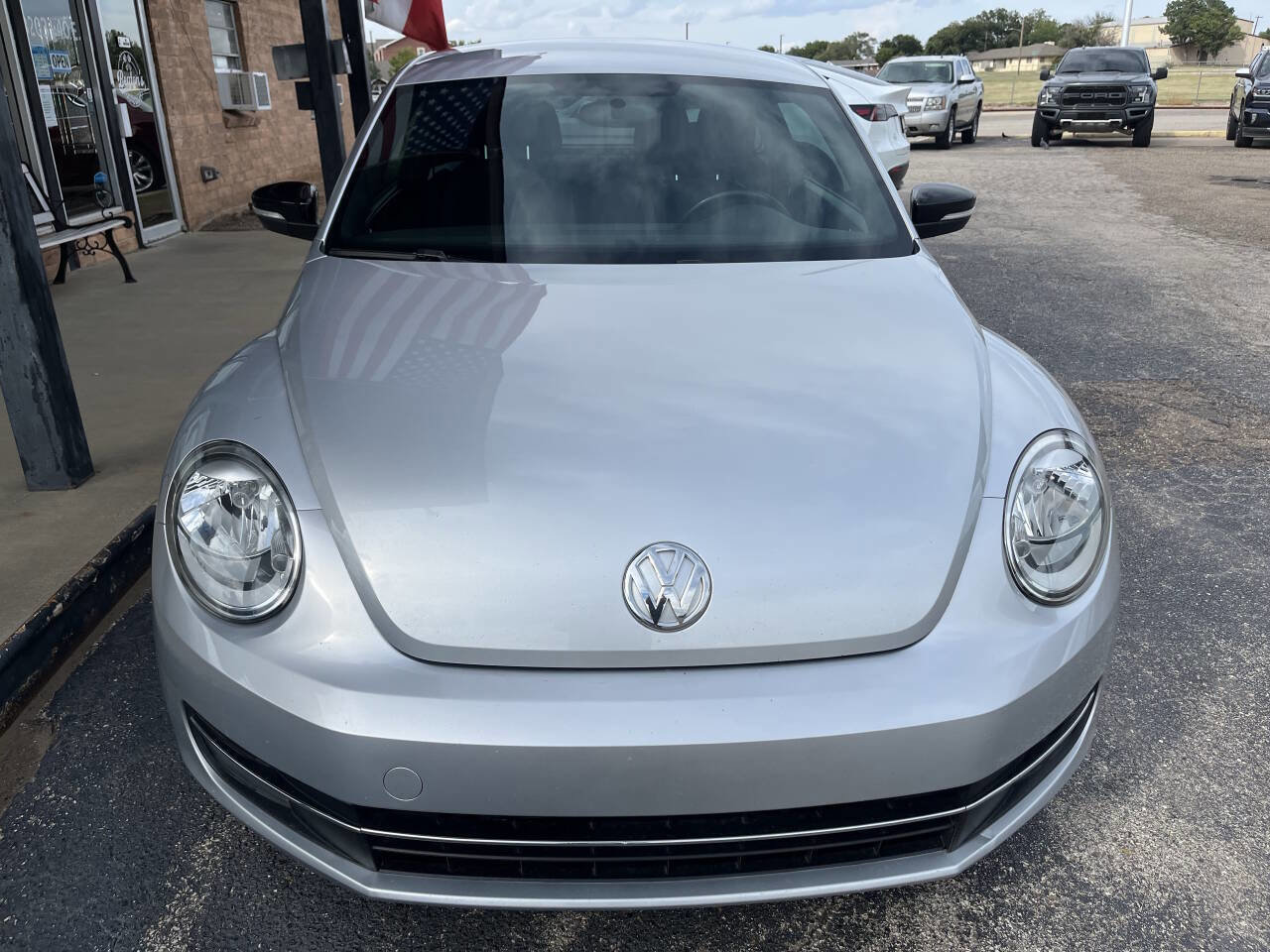 Used 2012 Volkswagen Beetle 2.0T image 7