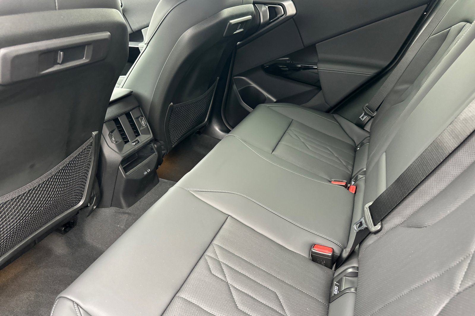 New 2026 BMW X3 xDrive30 w/ Convenience Package image 9