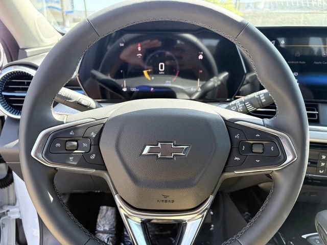 New 2026 Chevrolet Trax LT w/ Driver Confidence Package FWD image 12