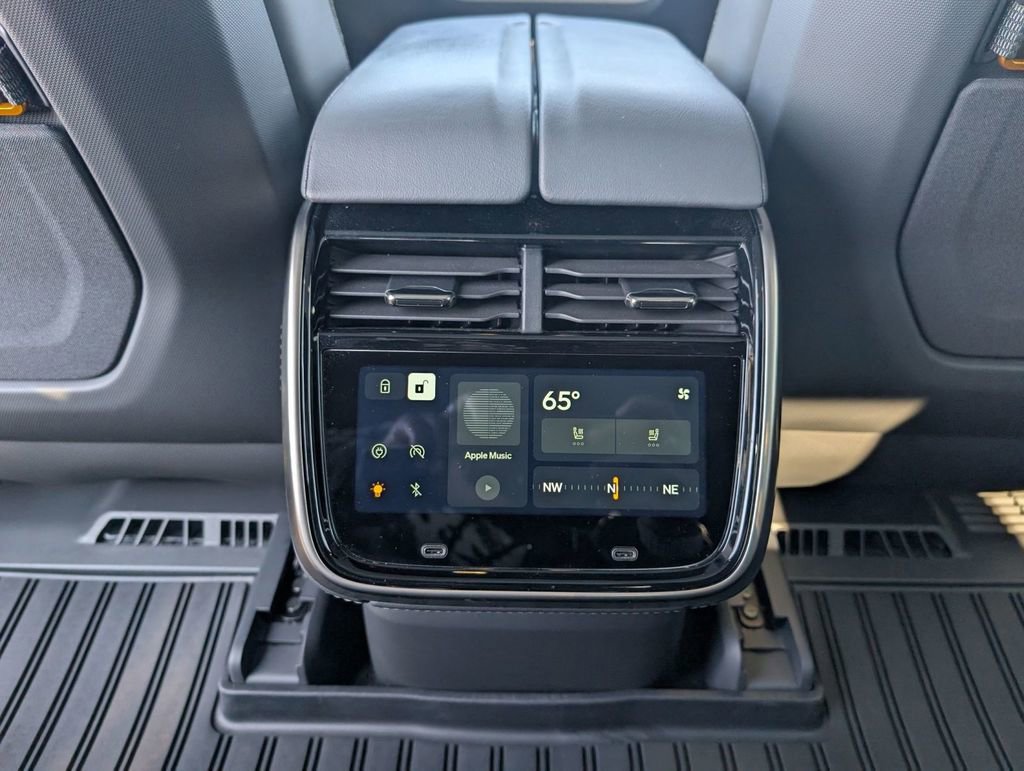 Used 2022 Rivian R1T Adventure image 36