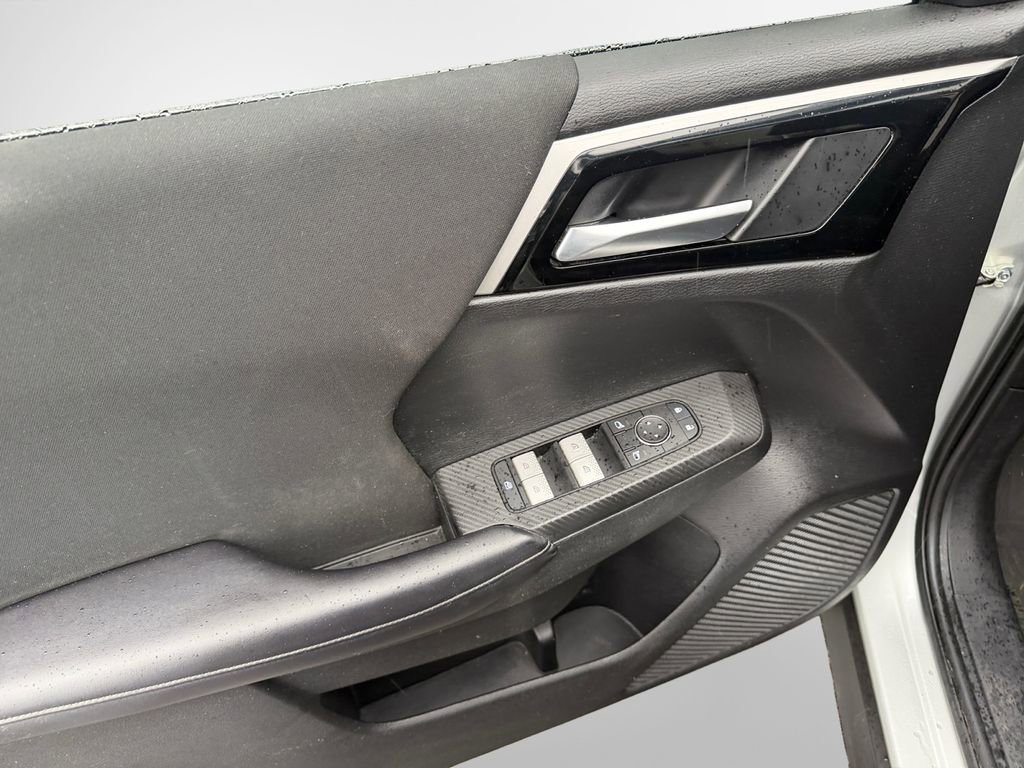 Used 2023 Mitsubishi Outlander ES image 14