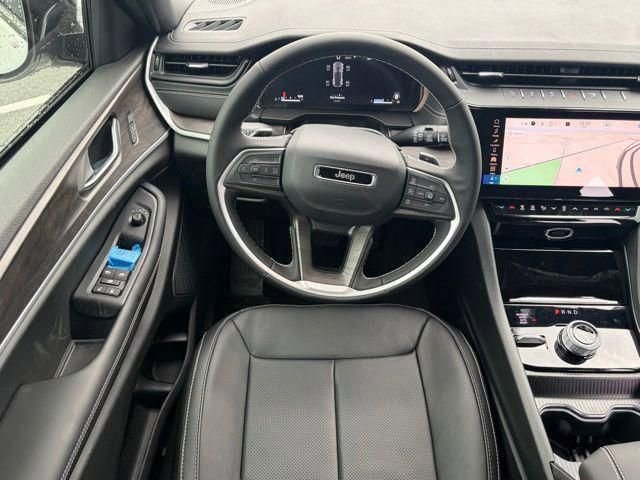 New 2026 Jeep Grand Cherokee Limited image 36