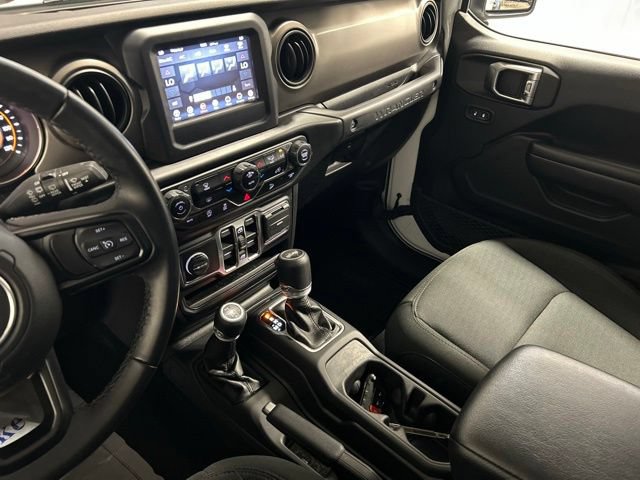 Used 2020 Jeep Wrangler Unlimited Sport S AWD/4WD image 25