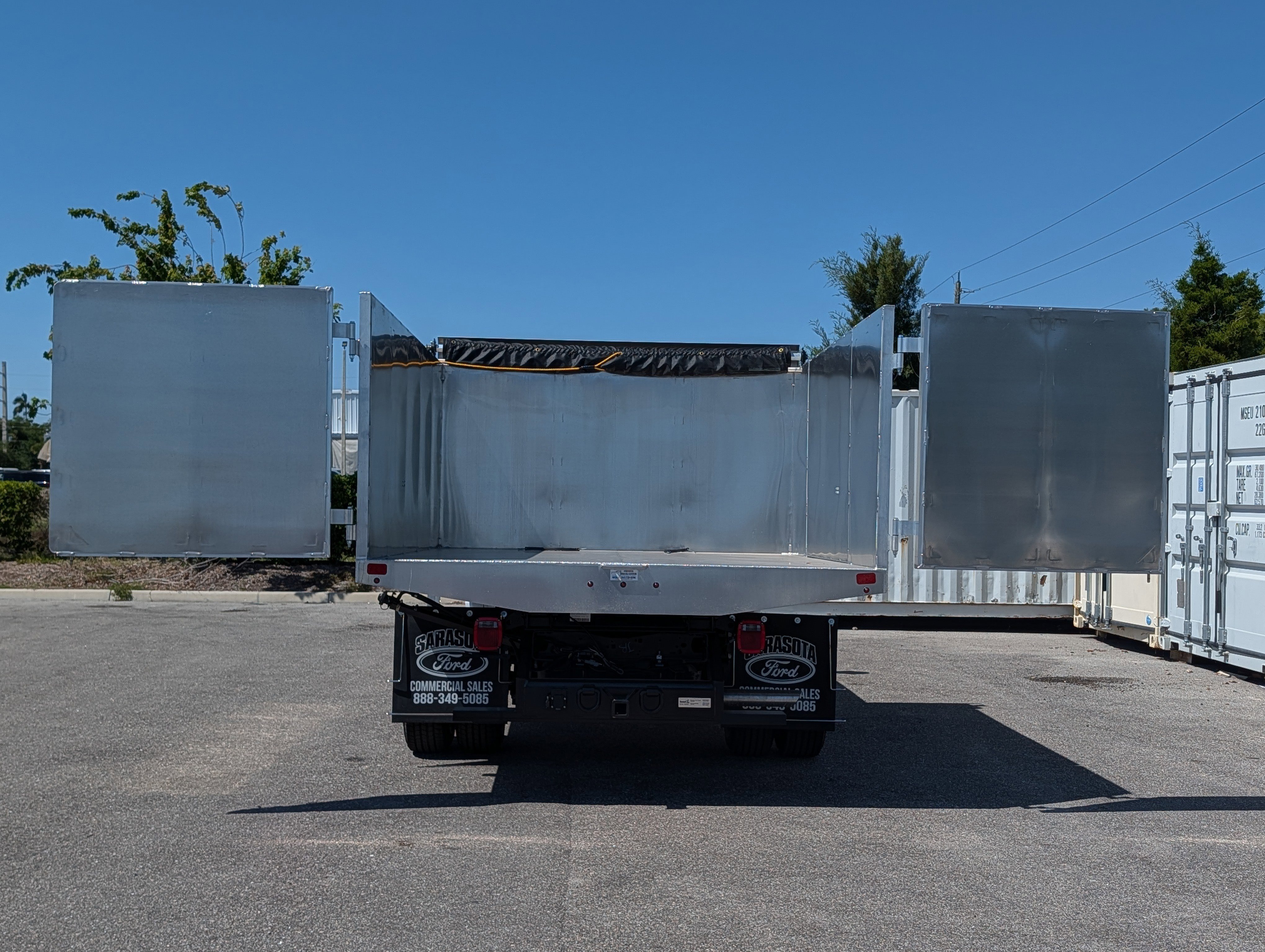 New 2026 Ford F350 XL w/ XL Chrome Package RWD image 15