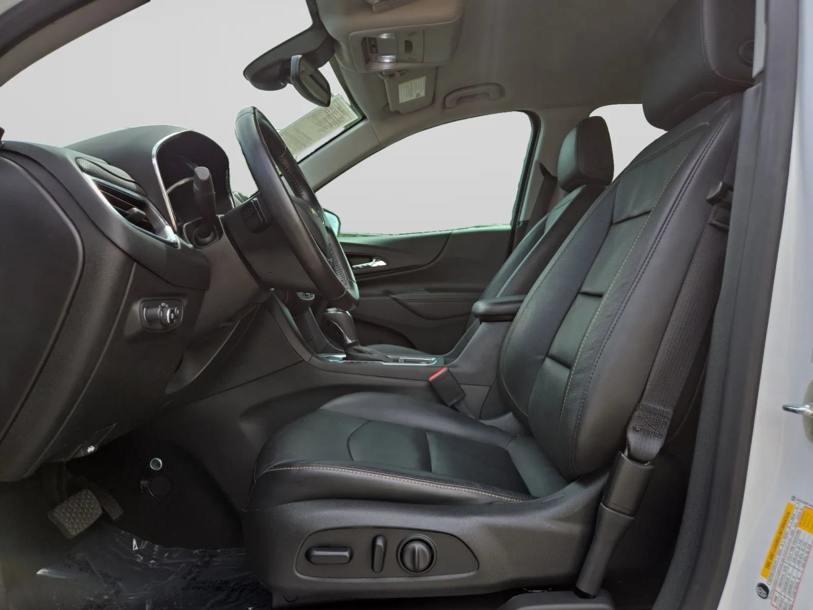 Used 2021 Chevrolet Equinox Premier w/ Redline Edition FWD image 16