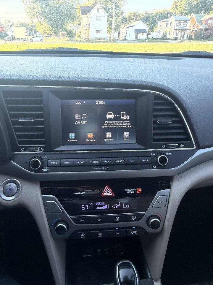 Used 2017 Hyundai Elantra SE w/ SE A/T Tech Package 03 FWD image 14