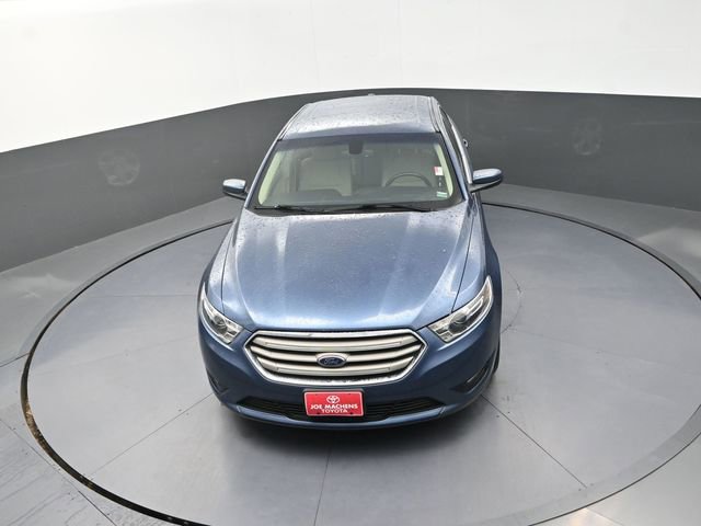 Used 2018 Ford Taurus SEL image 23