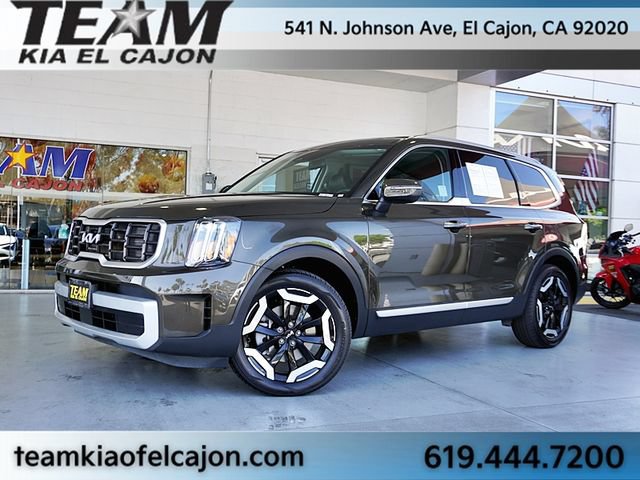Certified 2024 Kia Telluride S w/ S Sunroof Package FWD image 2
