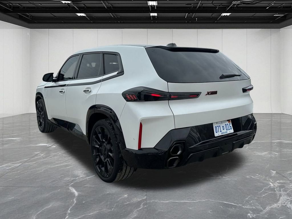 Used 2026 BMW XM Label Red image 3