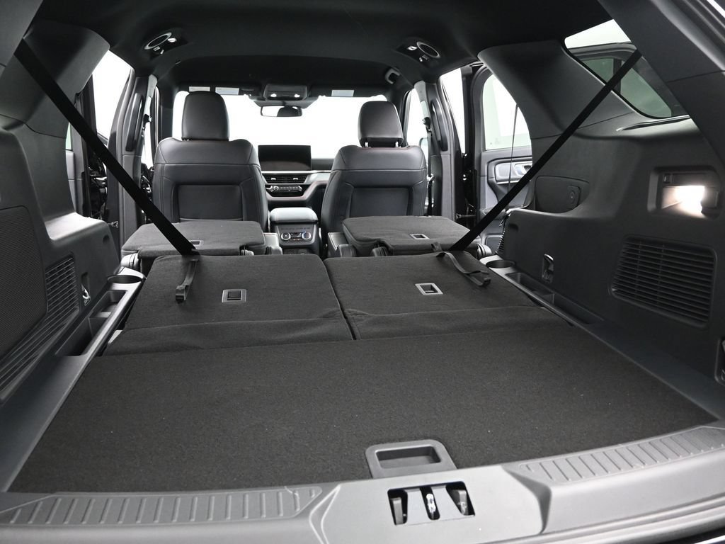 New 2026 Ford Explorer ST-Line w/ ST-Line Street Pack RWD image 23