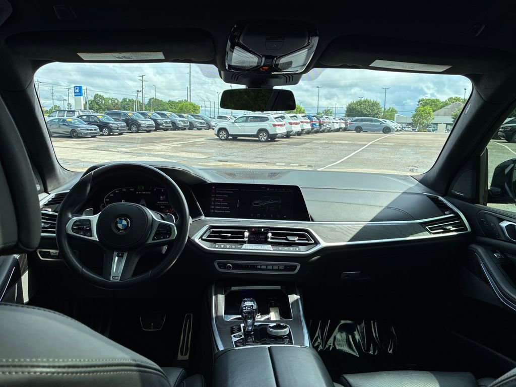 Used 2022 BMW X7 M50i w/ Dynamic Handling Package AWD/4WD image 19
