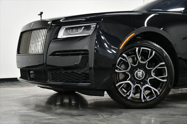 Used 2023 Rolls-Royce Ghost Black Badge w/ Black Badge Ghost Package AWD/4WD image 2