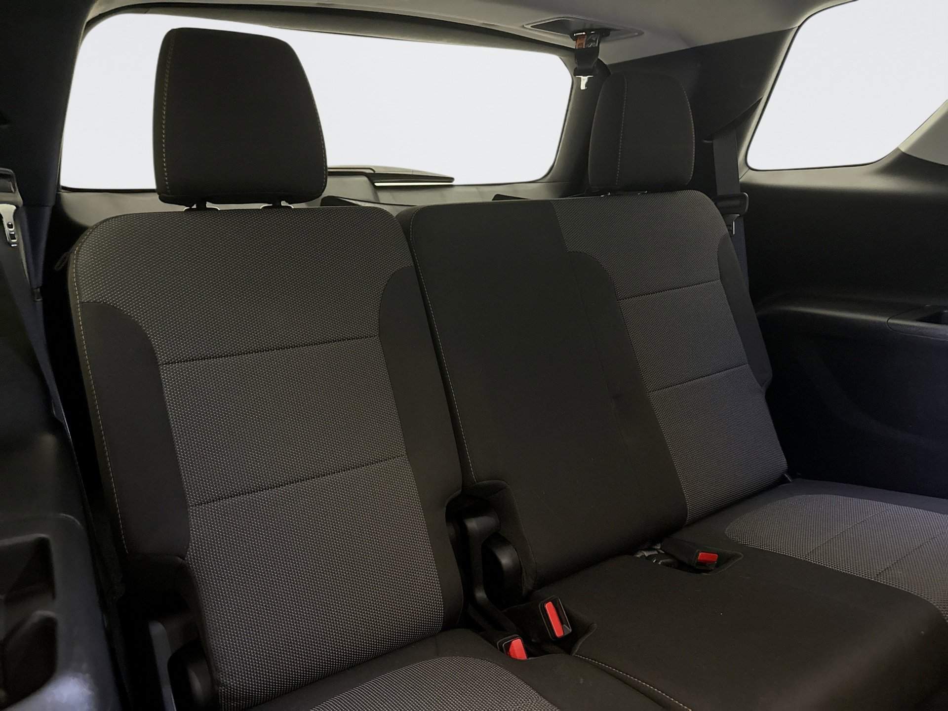 Used 2020 Chevrolet Traverse LT image 19