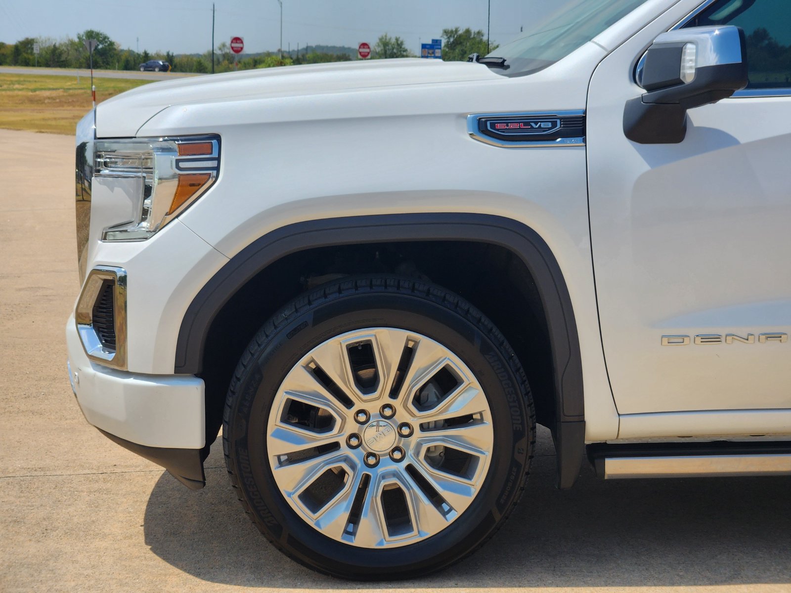 Used 2021 GMC Sierra 1500 Denali w/ Denali Ultimate Package AWD/4WD image 13