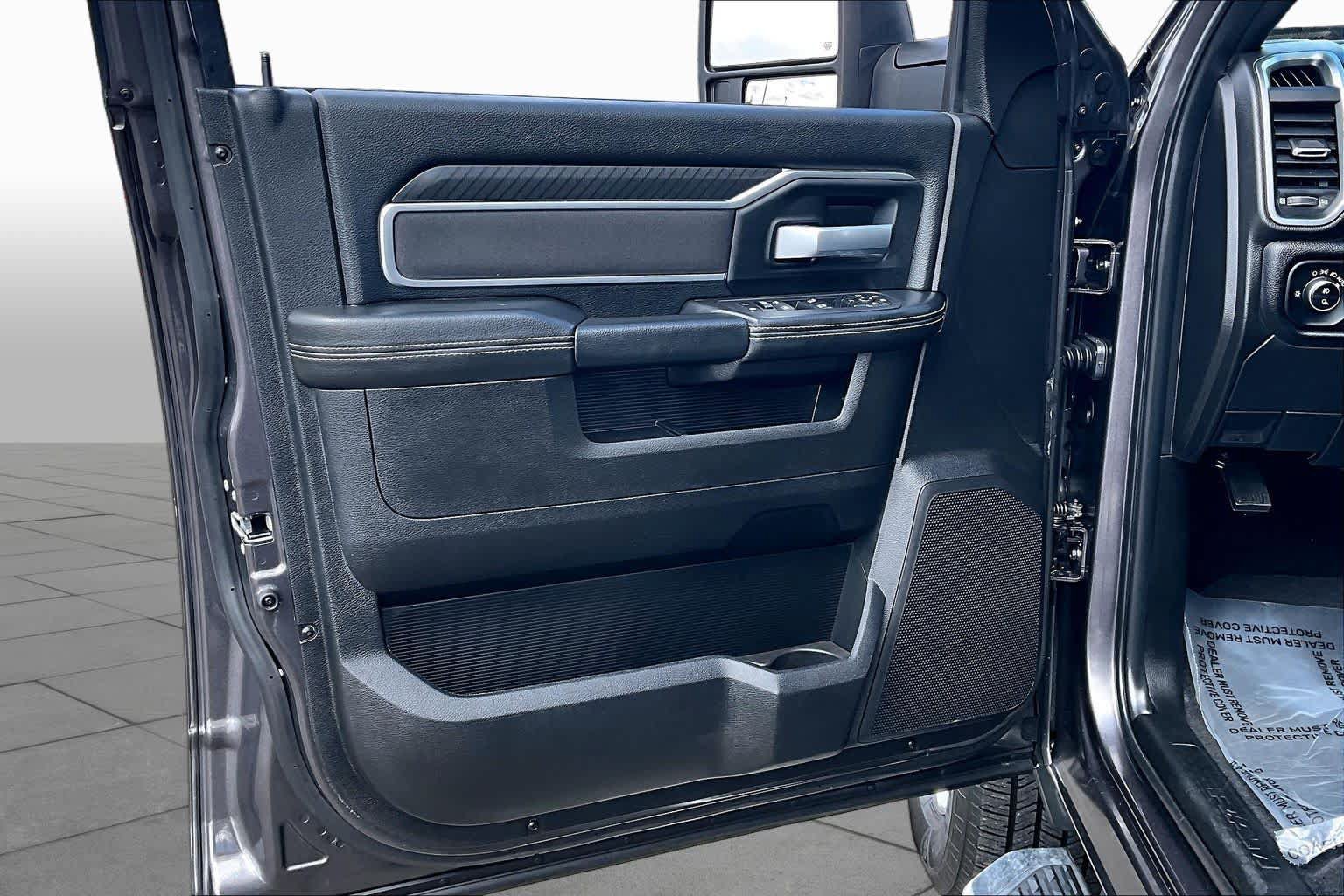 Used 2025 RAM 2500 Big Horn AWD/4WD image 21