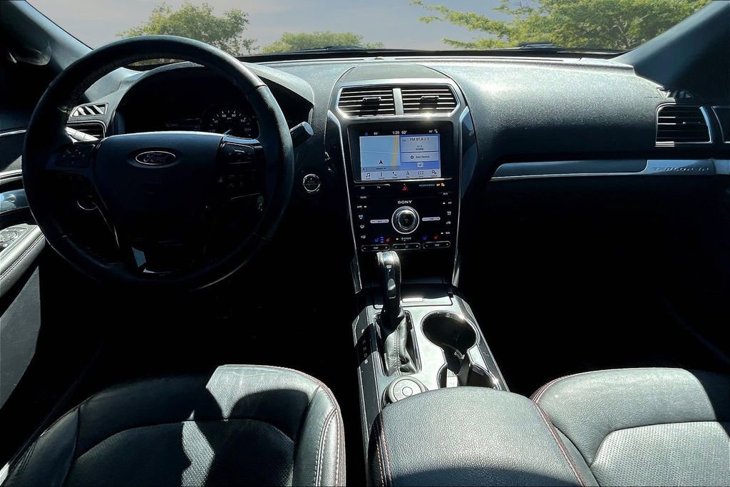 Used 2019 Ford Explorer Sport w/ Equipment Group 401A image 15
