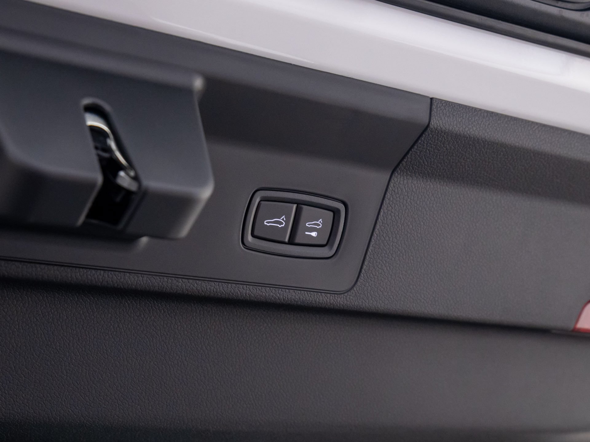 New 2026 Porsche Panamera 4 AWD/4WD image 31