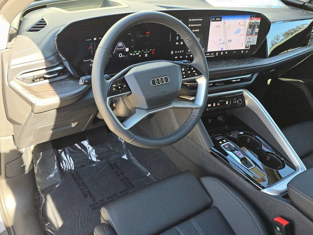Used 2025 Audi Q5 Premium Plus w/ Premium Plus AWD/4WD image 16