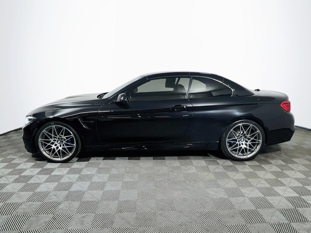 Used 2018 BMW M4 Convertible w/ Competition Package RWD image 4