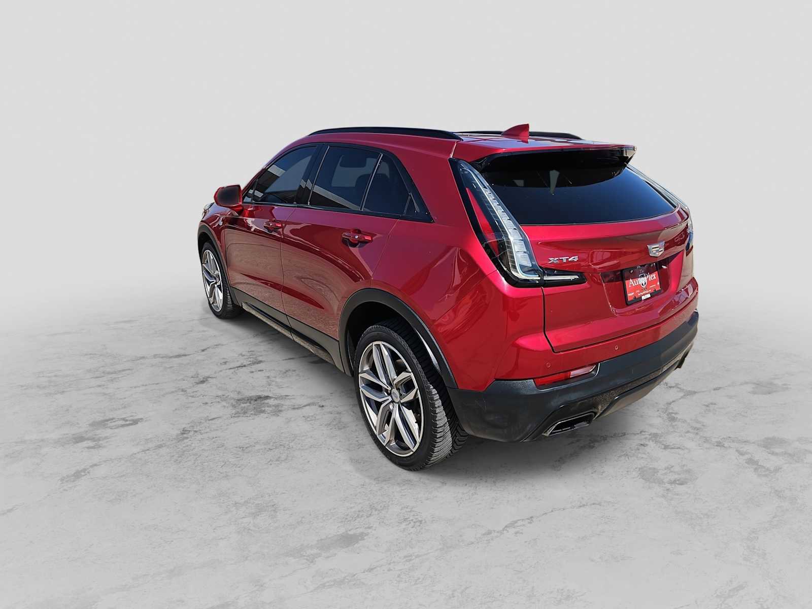 Used 2019 Cadillac XT4 Sport image 3