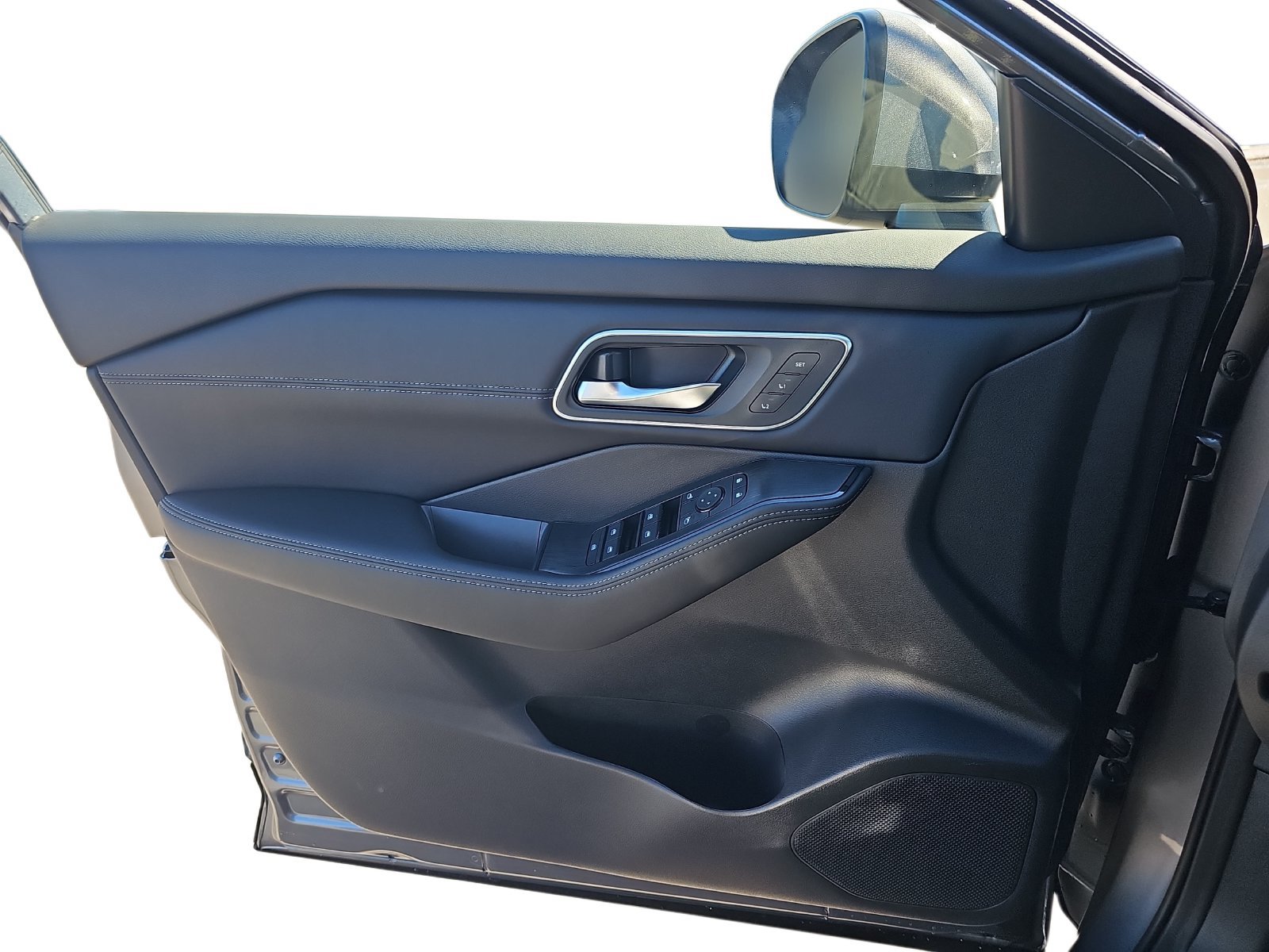 New 2026 Nissan Rogue Platinum AWD/4WD image 26