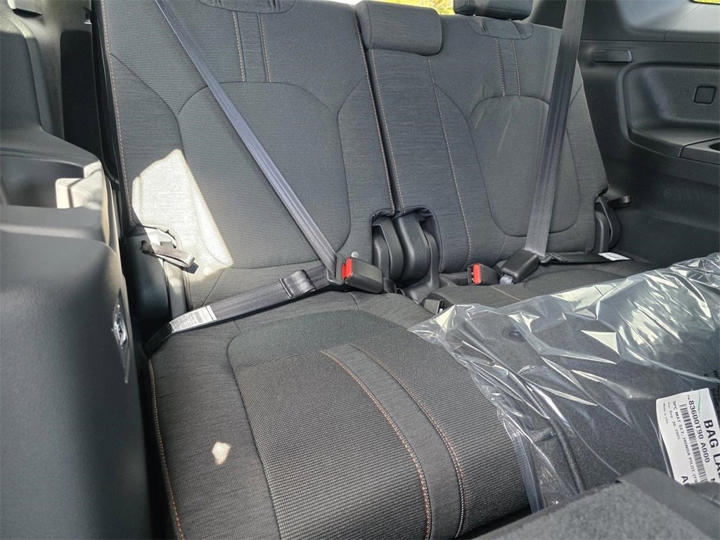 New 2025 Honda Pilot Sport image 20