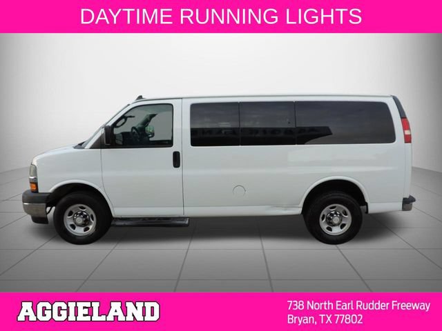 Used 2018 Chevrolet Express 3500 LT w/ LT Preferred Equipment Group RWD image 7