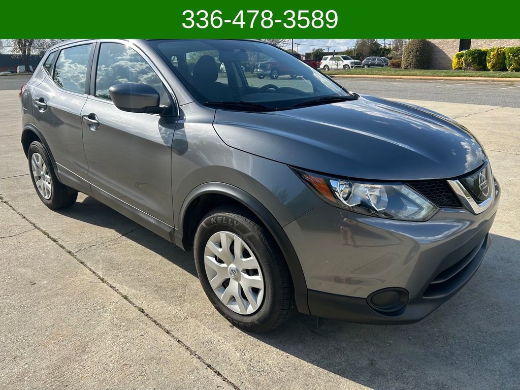Used 2019 Nissan Rogue Sport S image 7
