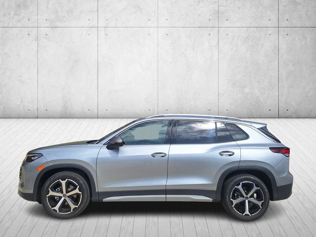 New 2026 Volkswagen Tiguan SE image 2